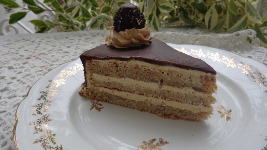 Gâteau noisette chocolat au ferréro rocher10