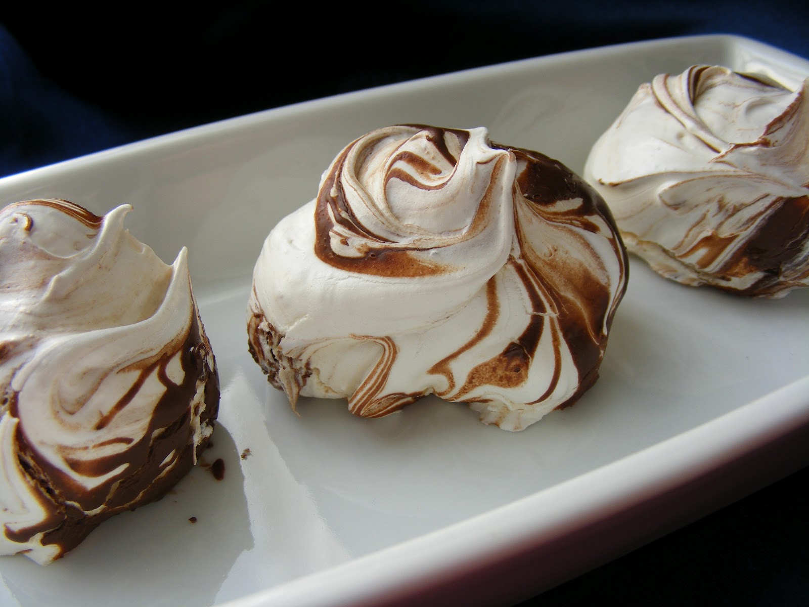 Meringues Marbrées au Chocolat1